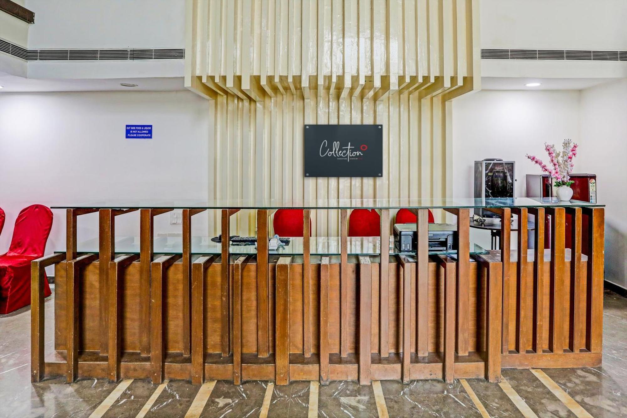 Capital O Surabhi Elite Near Miraj Cinemas - Shalini Shivani Sururnagar エクステリア 写真
